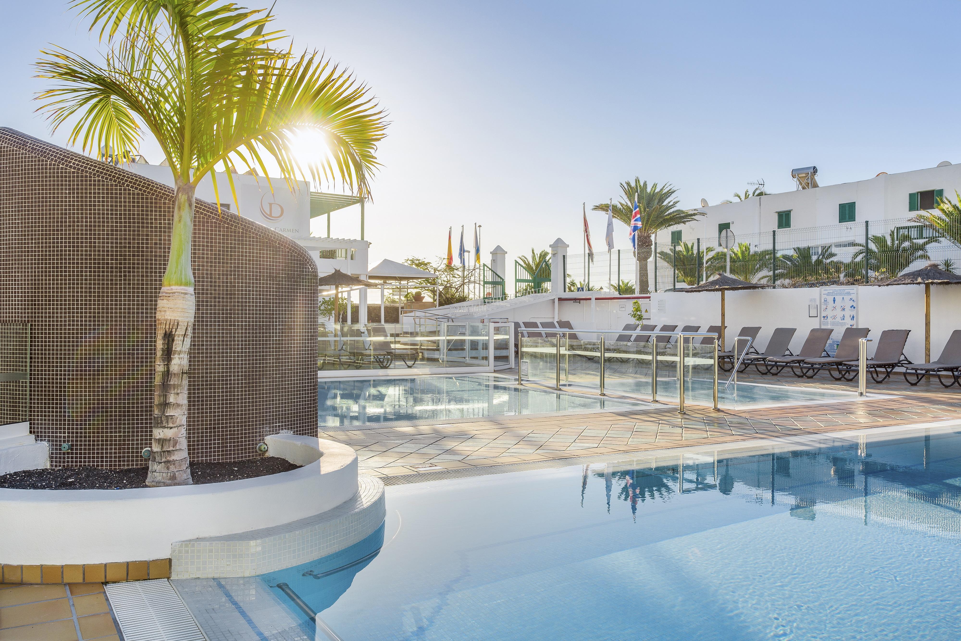 Aparthotel Club Del Carmen 3*