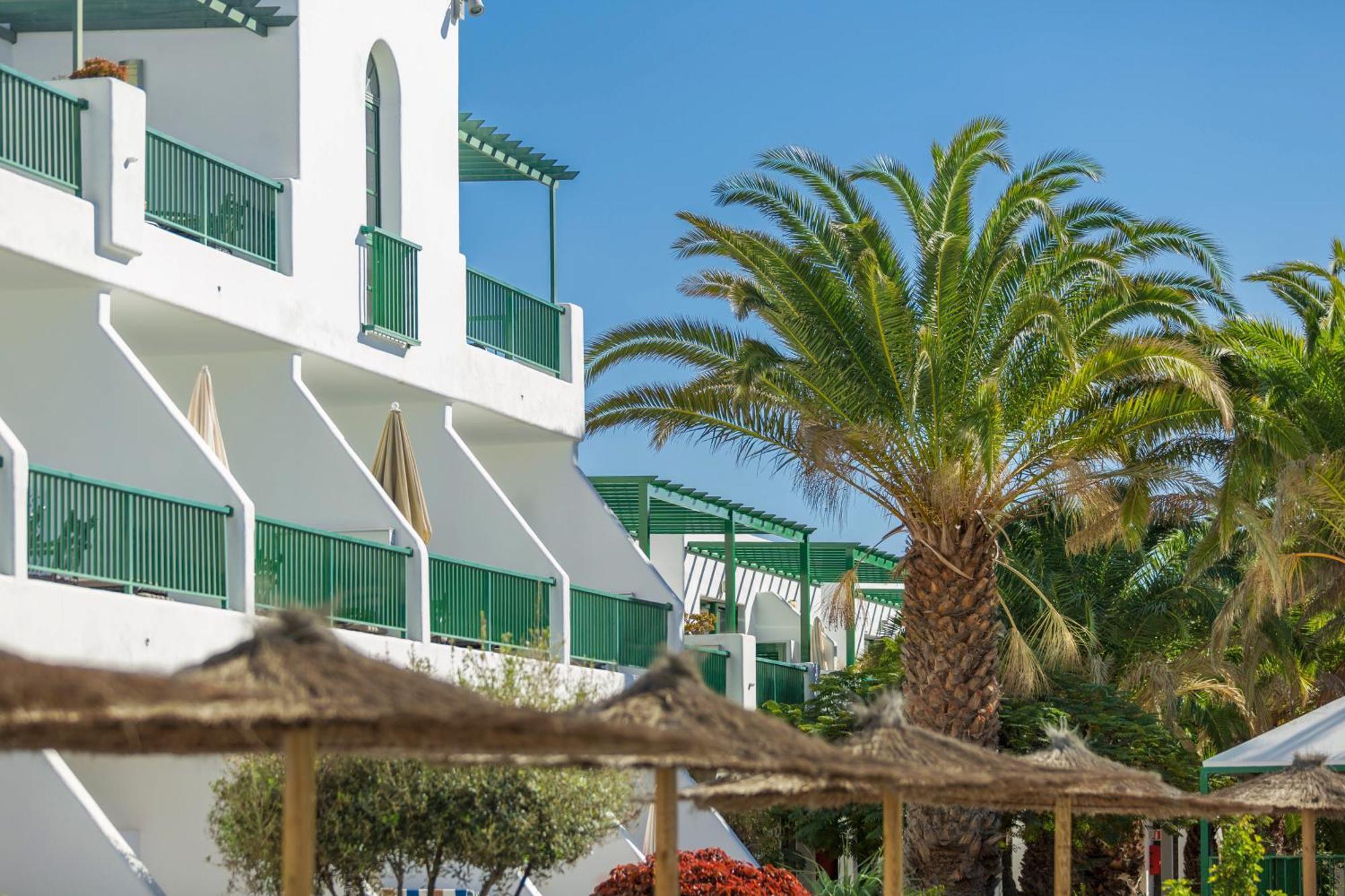 Aparthotel Club Del Carmen 3*